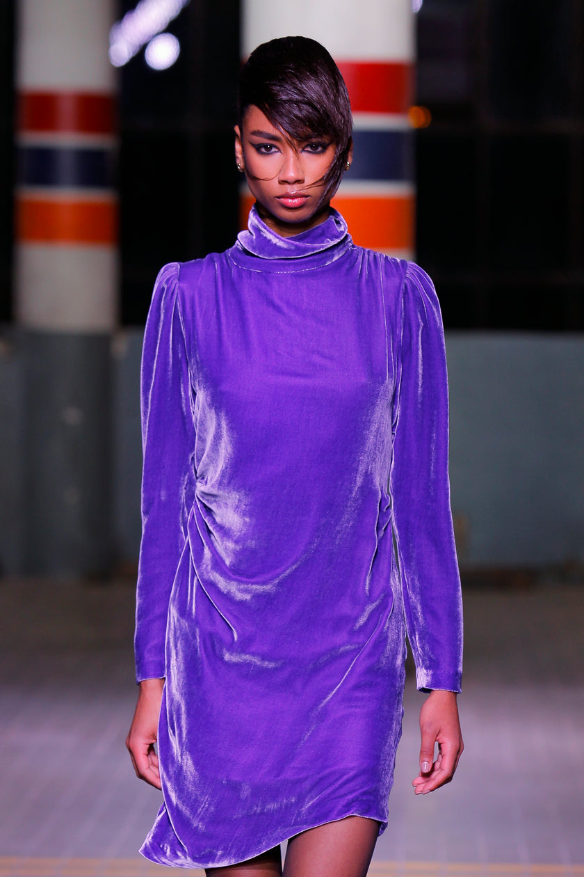 Velvet Silk Turtleneck Dress – NOPIN